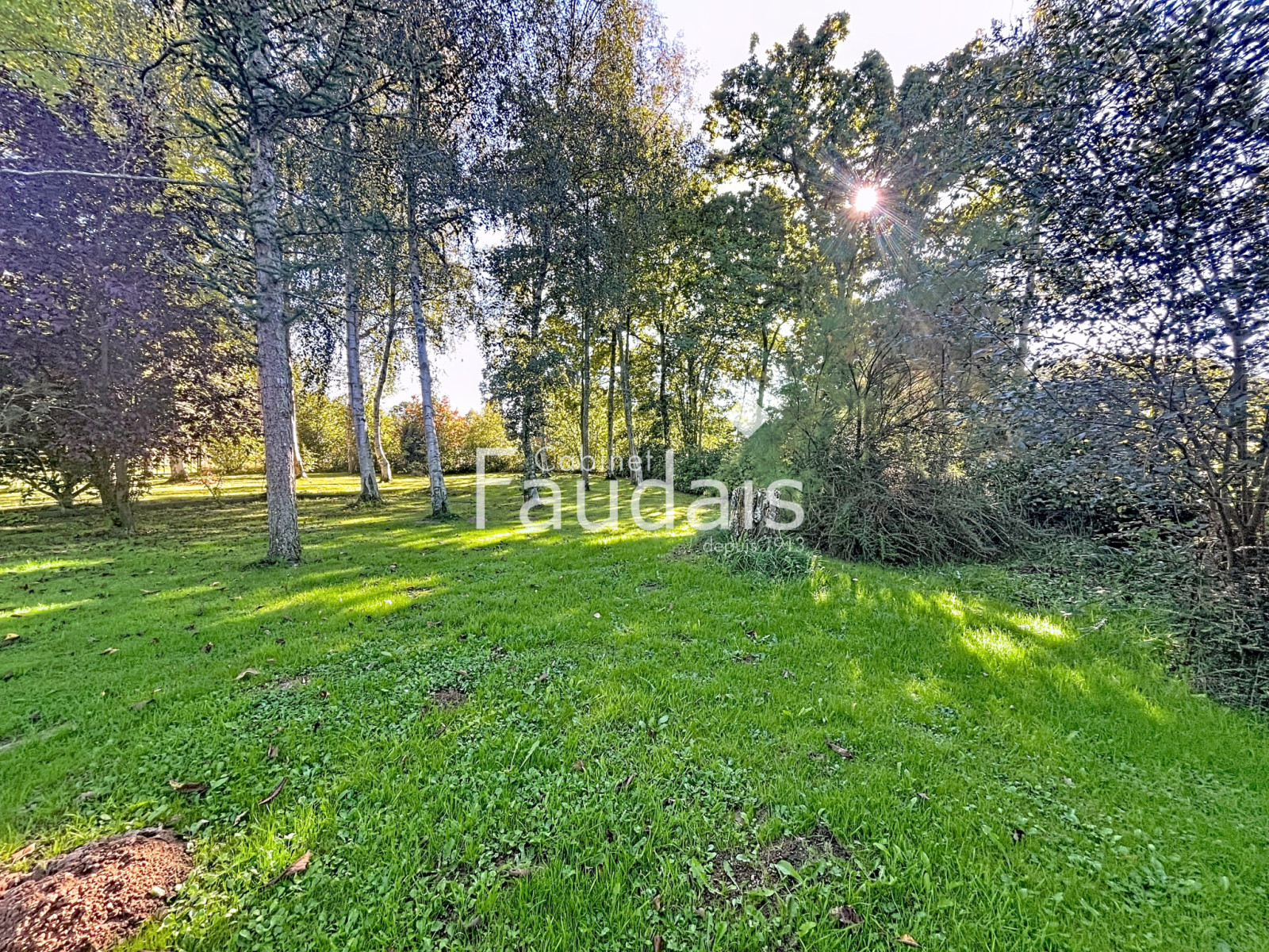 
                                                Vente
                                                 AXE  SAINT-LO - PERIERS , A 15km  