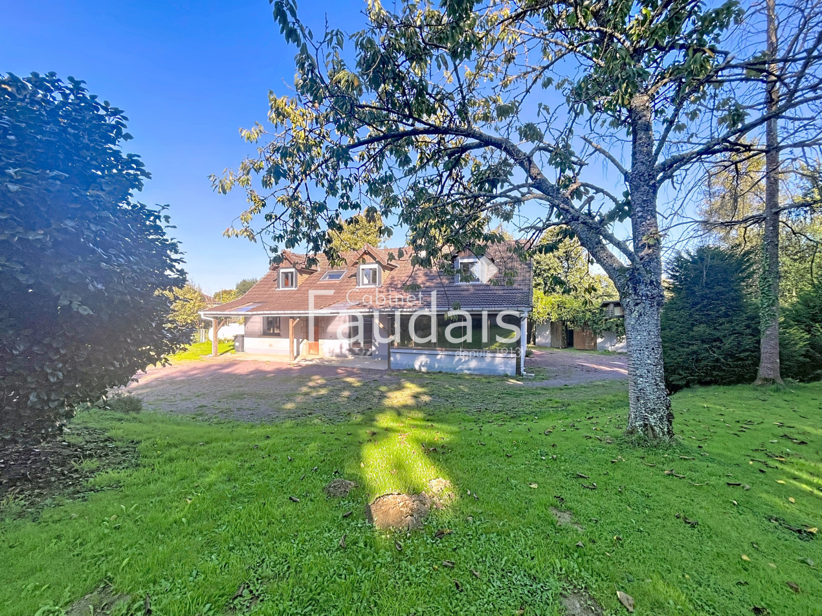 
                                                Vente
                                                 AXE  SAINT-LO - PERIERS , A 15km  