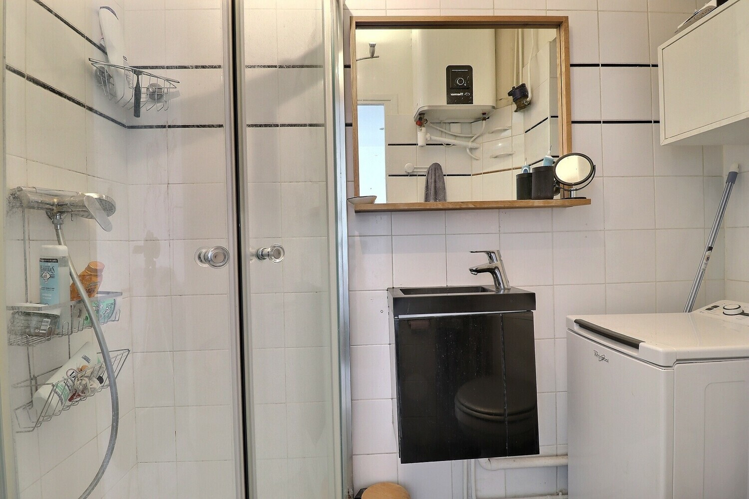 
                                                Vente
                                                 Bagneux 2 pièces - proche rer b - loué