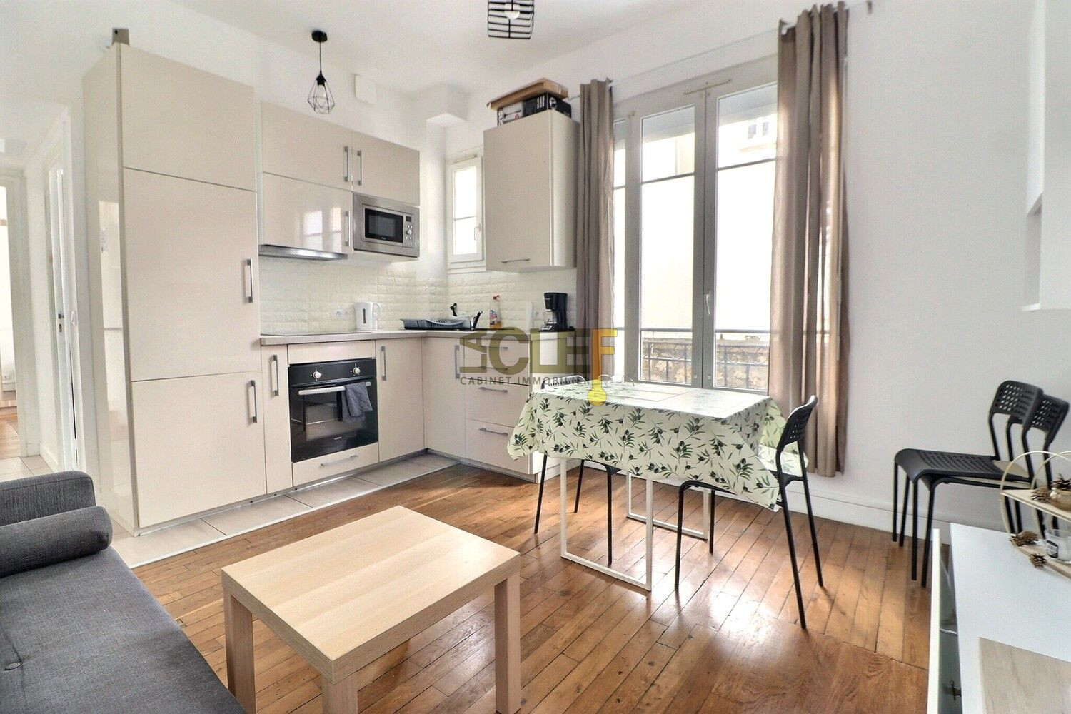 
                                                Vente
                                                 Bagneux - 2 pièces - RER B