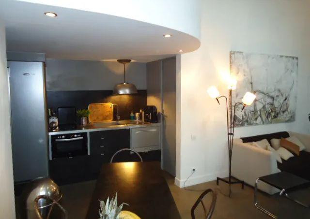 
                                                Location
                                                 Bail mobilité 4P 70m2 pour duplex st denis canal
