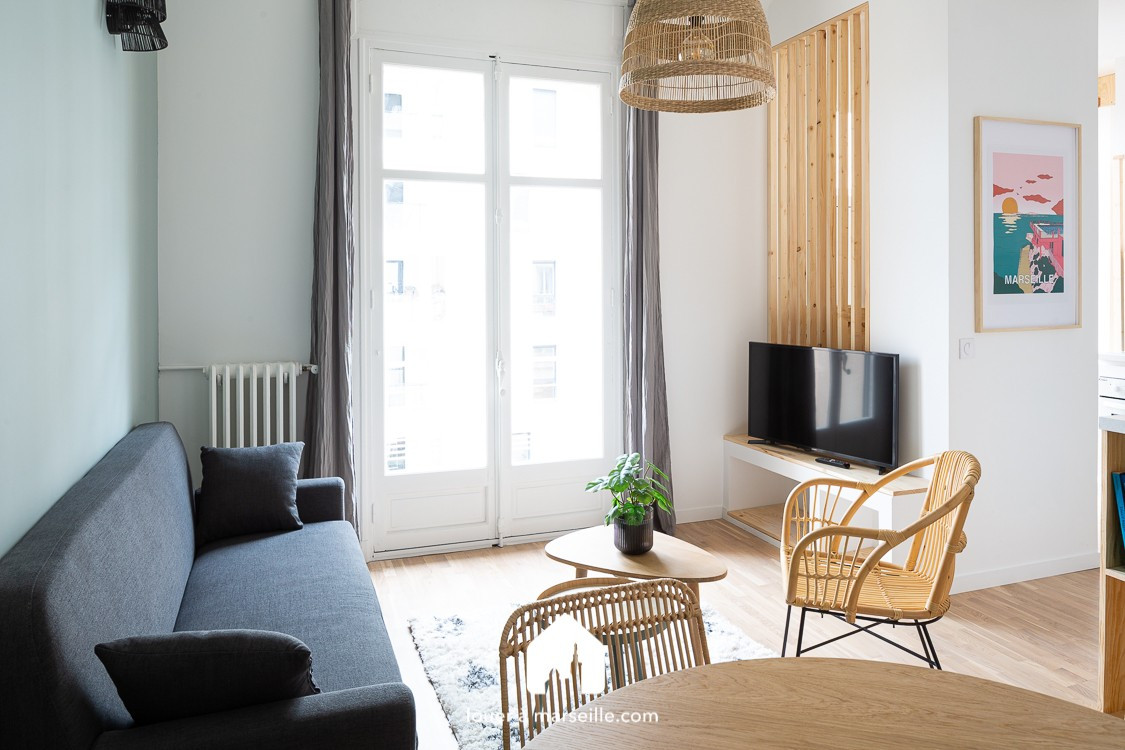 
                                                Location
                                                 Balcon du Prado