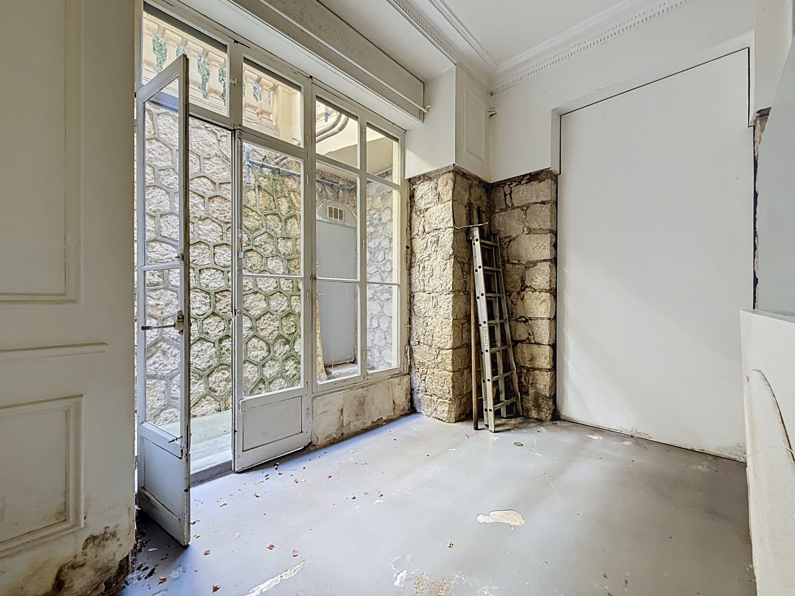 
                                                Vente
                                                 Bas Cimiez – Appartement bourgeois avec terrasse et parking