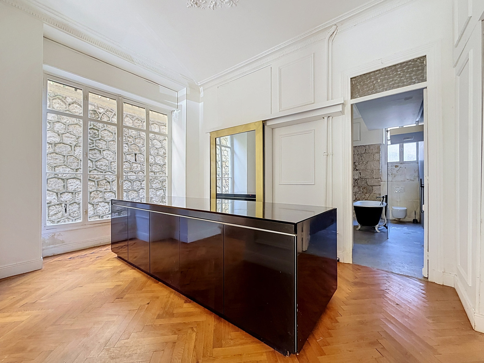 
                                                Vente
                                                 Bas Cimiez – Appartement bourgeois avec terrasse et parking