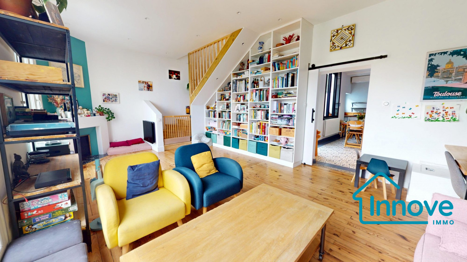 
                                                Vente
                                                 BAS GUILHEMERY - Maison de ville familale avec cachet