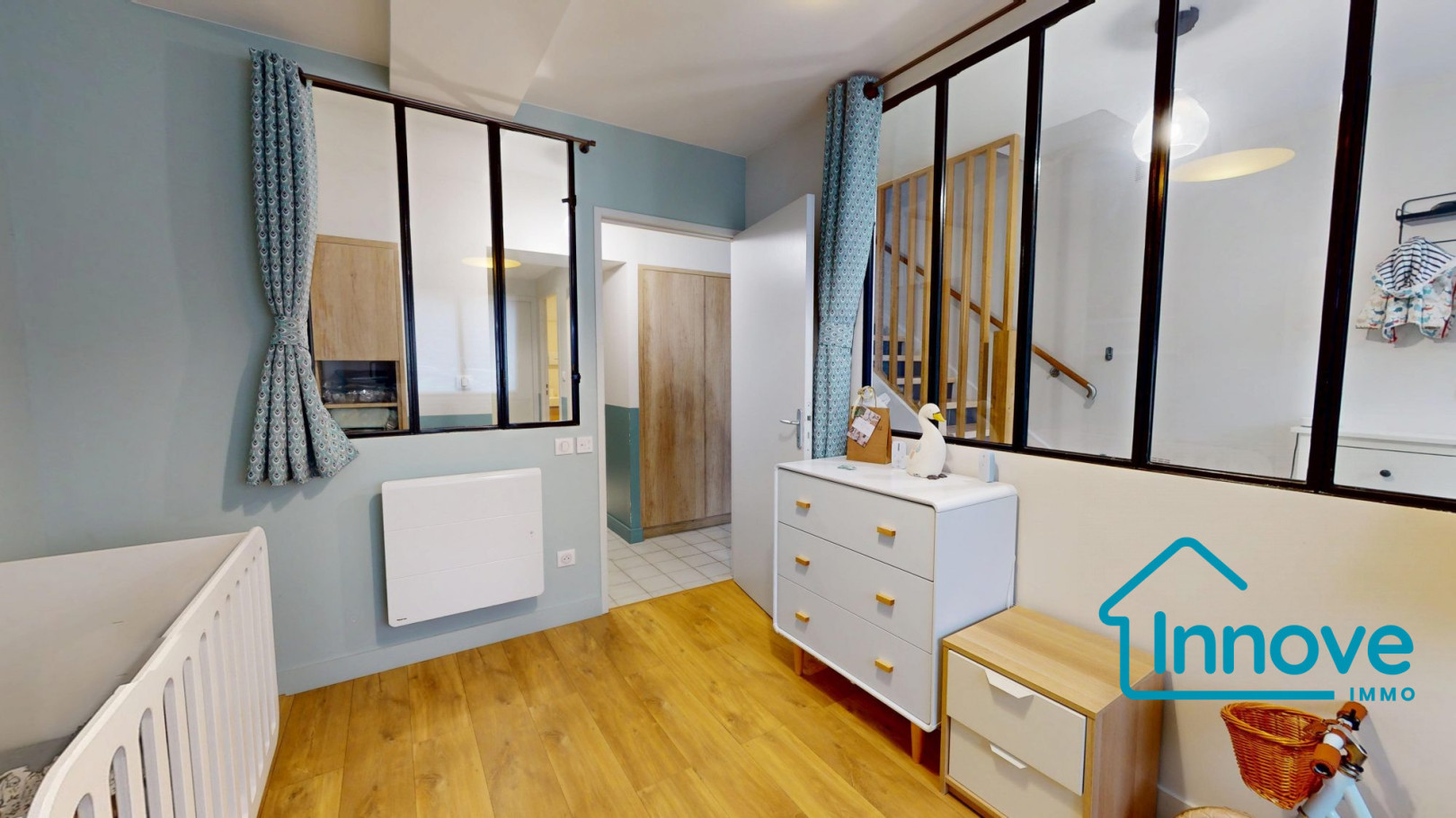 
                                                Vente
                                                 BAS GUILHEMERY - Maison de ville familale avec cachet