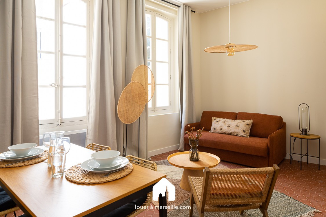 
                                                Location
                                                 Bastide Préfecture