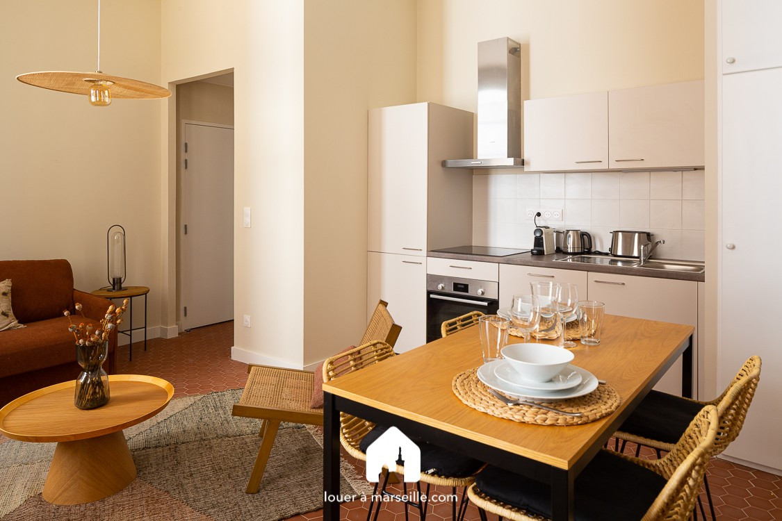 
                                                Location
                                                 Bastide Préfecture