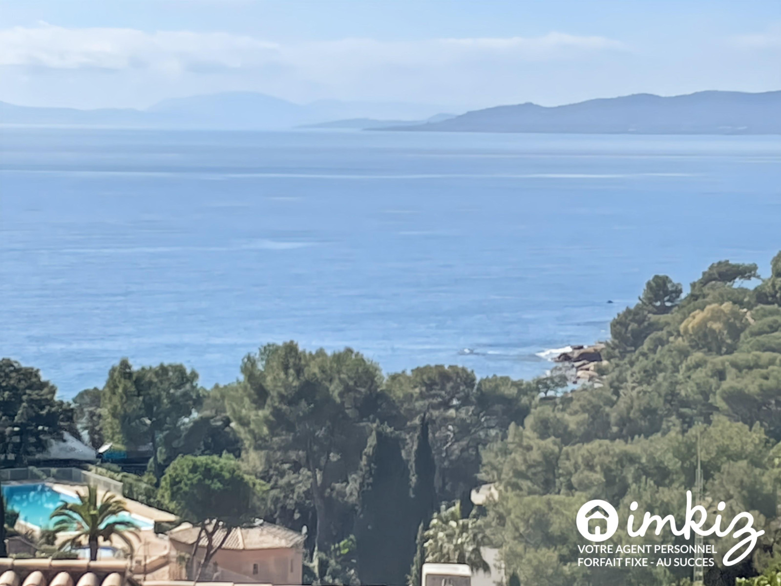 
                                                Vente
                                                 Bastidon vue mer imprenable