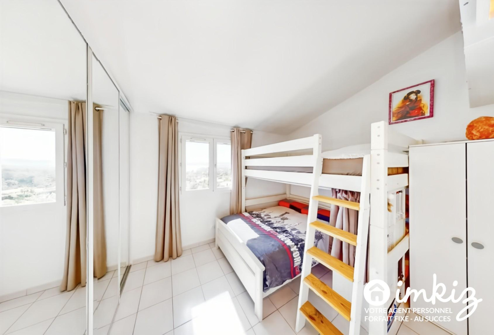 
                                                Vente
                                                 Bastidon vue mer imprenable