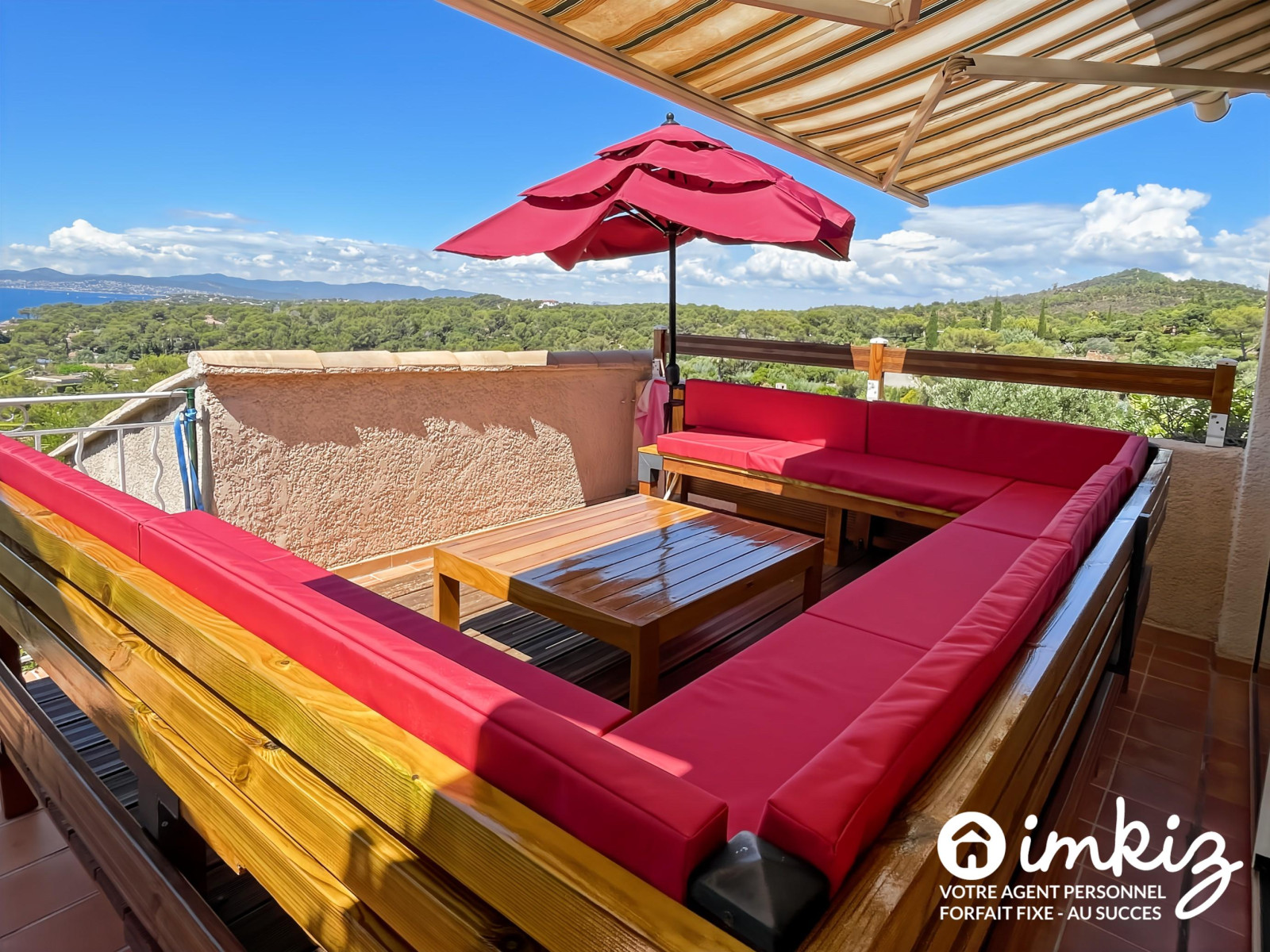 
                                                Vente
                                                 Bastidon vue mer imprenable