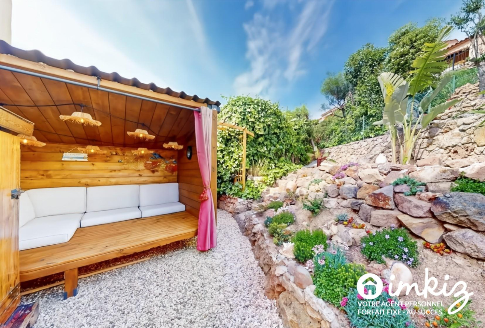 
                                                Vente
                                                 Bastidon vue mer imprenable