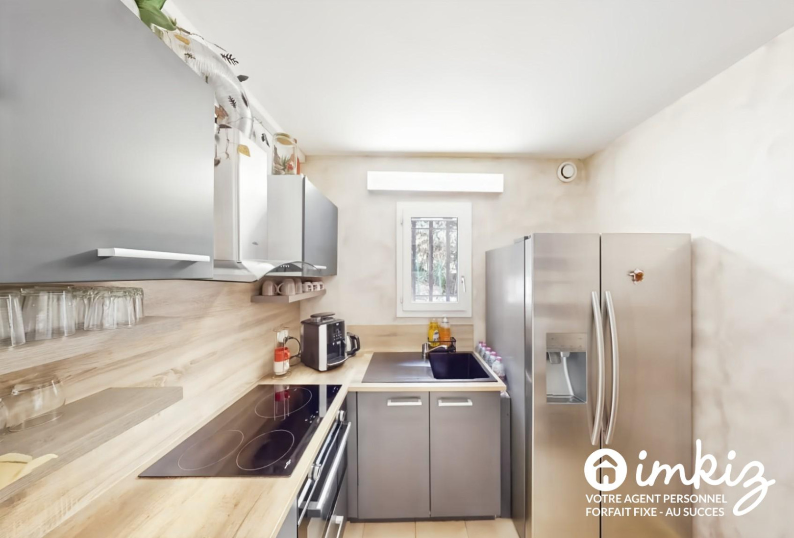 
                                                Vente
                                                 Bastidon vue mer imprenable