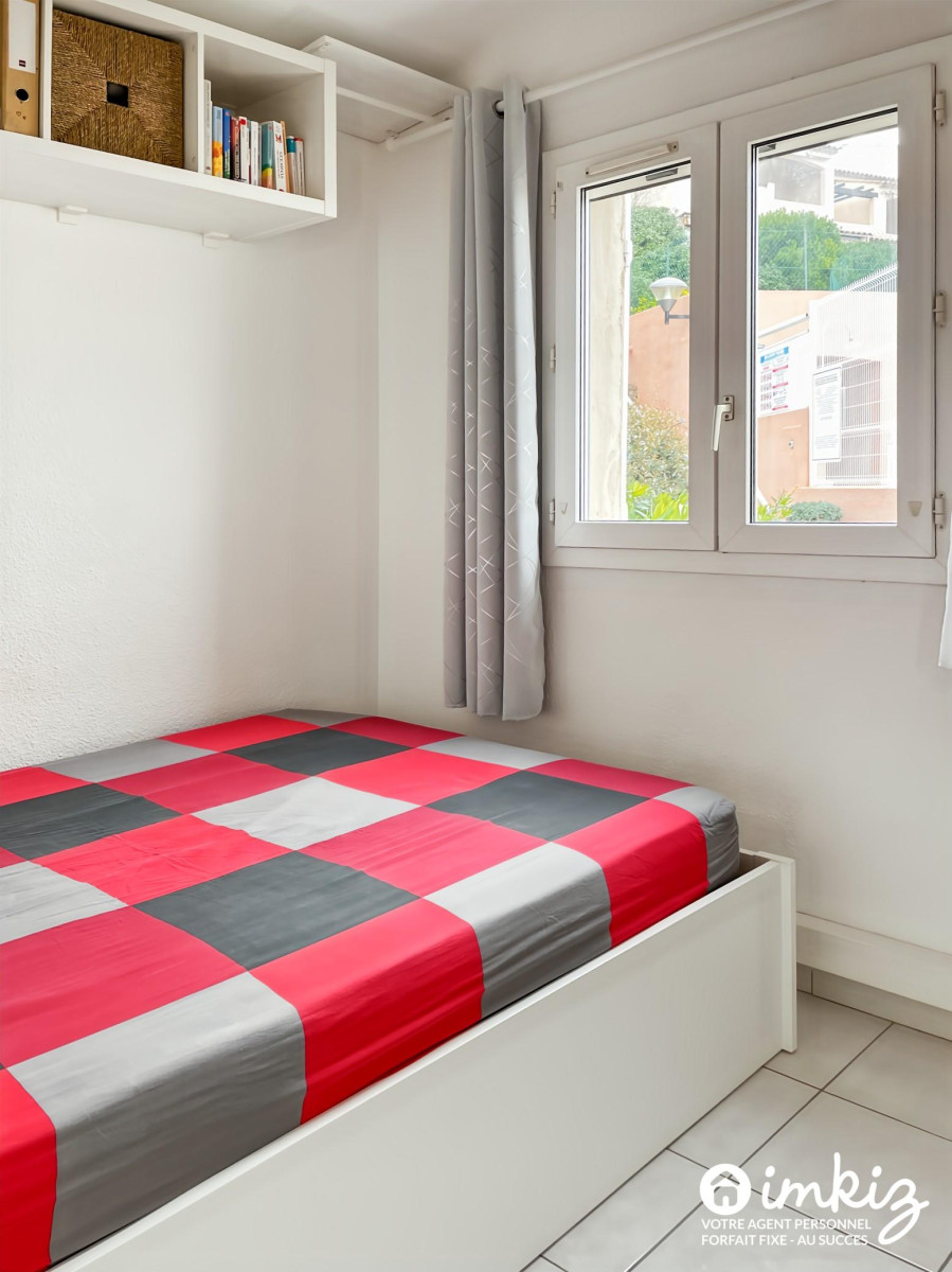 
                                                Vente
                                                 Bastidon vue mer imprenable