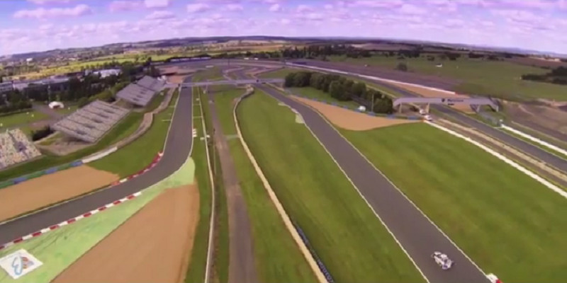 
                                                Location
                                                 Bâtiment industriel  à Nevers Magny-Cours