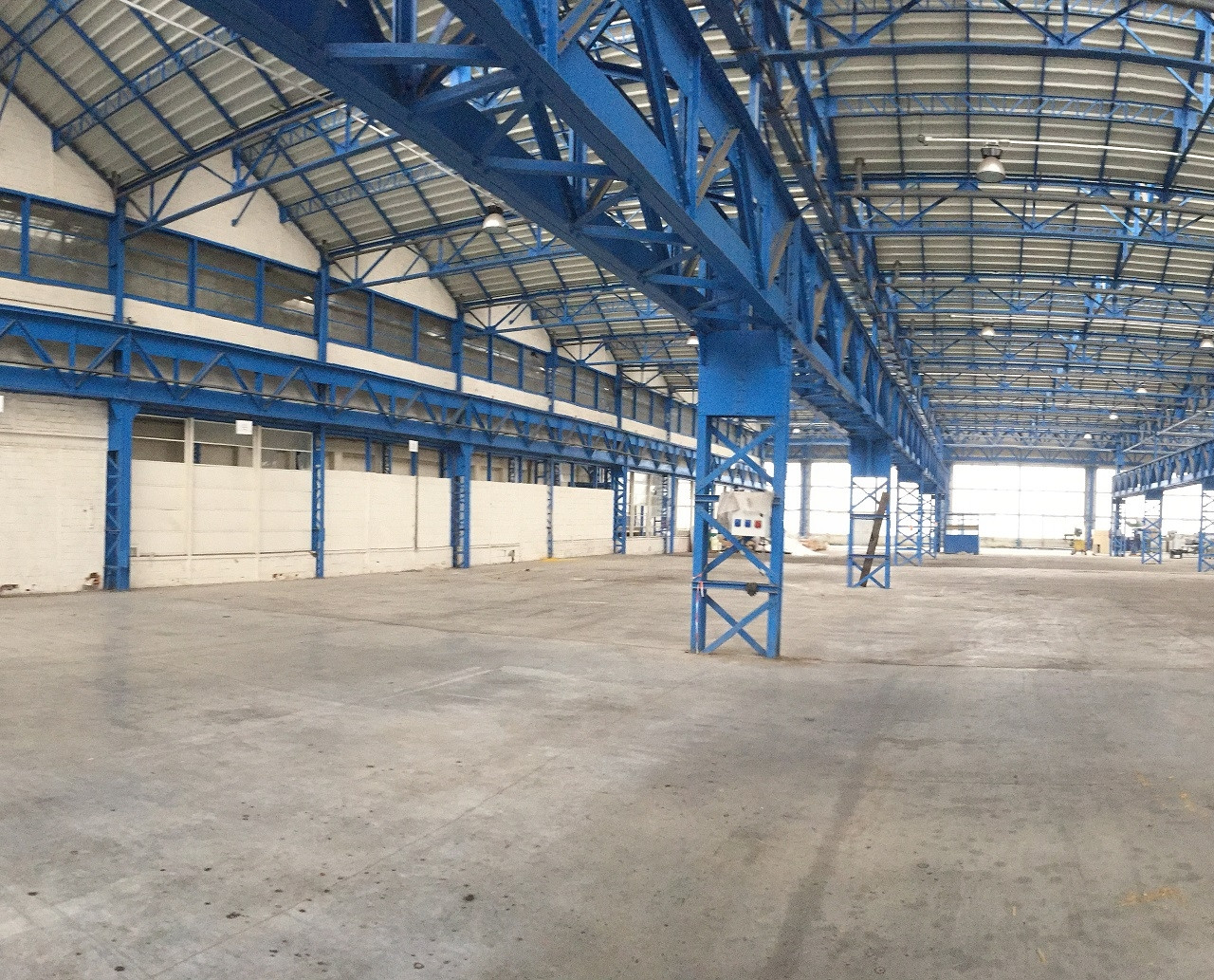 
                                                Vente
                                                 Bâtiment industriel à vendre Hauts-de-France - 10000 m² - Proche Amiens