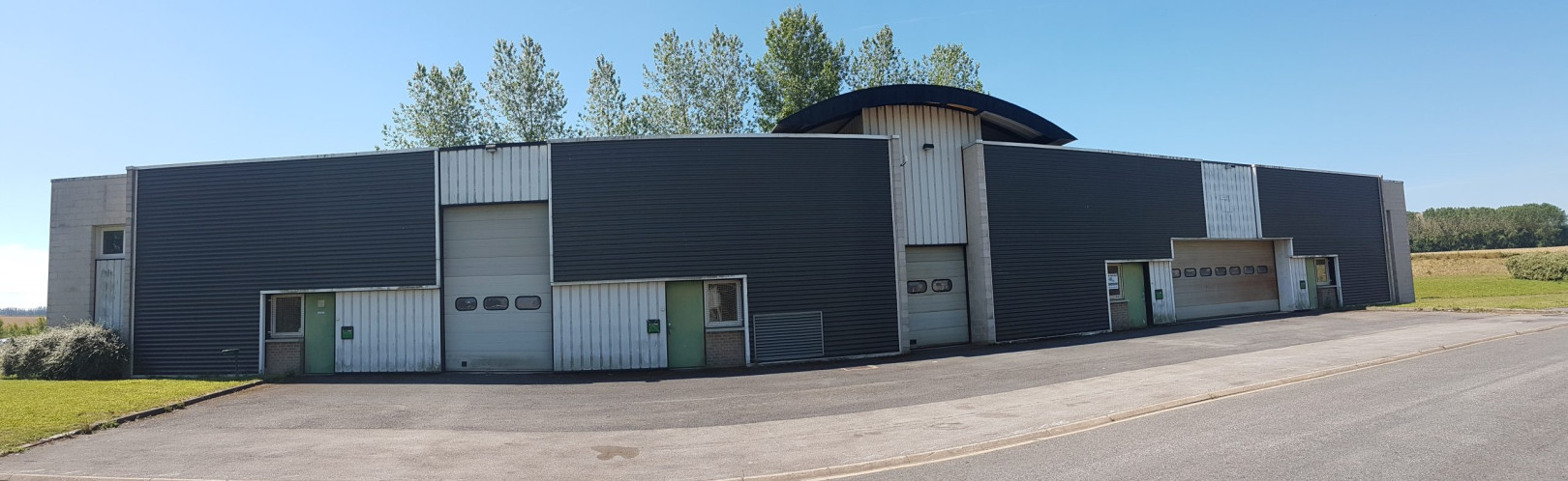 
                                                Vente
                                                 Bâtiment logistique à Charmes dans l'Aisne