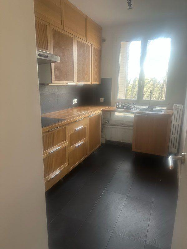 
                                                Location
                                                 Beau 2/3 pièces 53m²