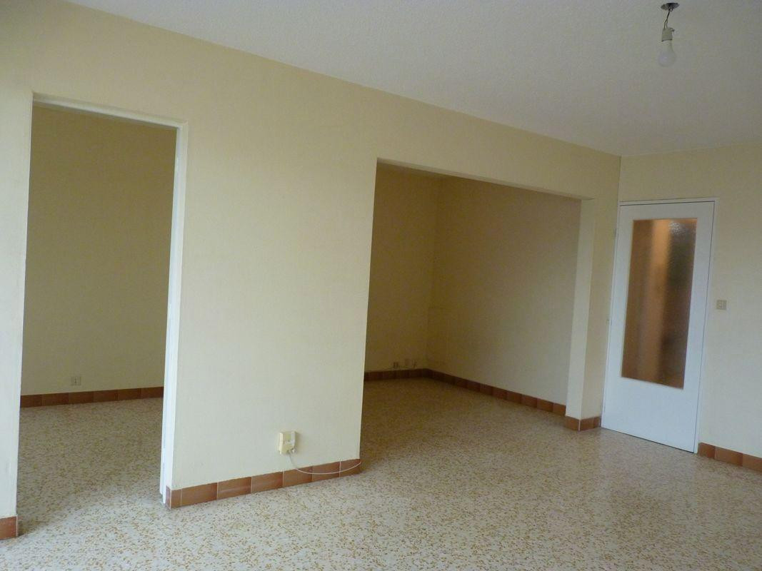 
                                                Location
                                                 Beau 2/3P 47m² très lumineux, loué vide