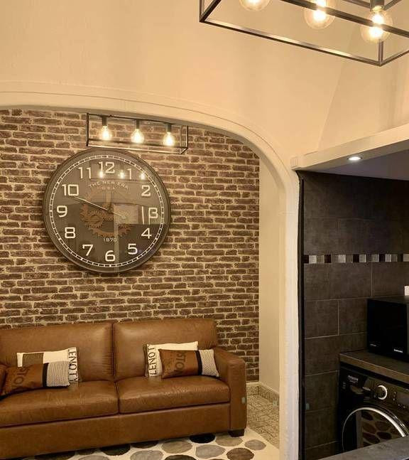 
                                                Location
                                                 Beau 2 pièces 29 m² rénové et meublé à Puteaux