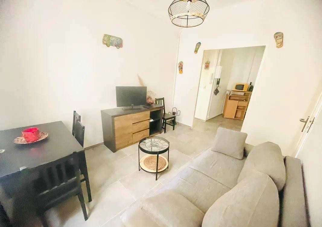 
                                                Location
                                                 Beau 2 pièces 30m2 proche de la plage des Catalans