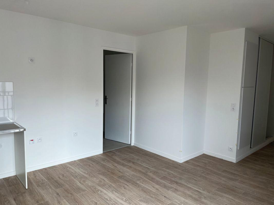 
                                                Location
                                                 Beau 2 pièces 41m² Bobigny