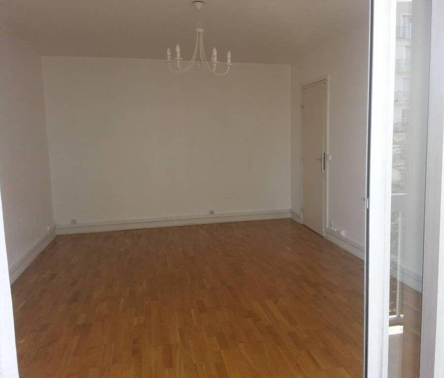 
                                                Location
                                                 Beau 2 pièces 47 m² + grand balcon 8m²