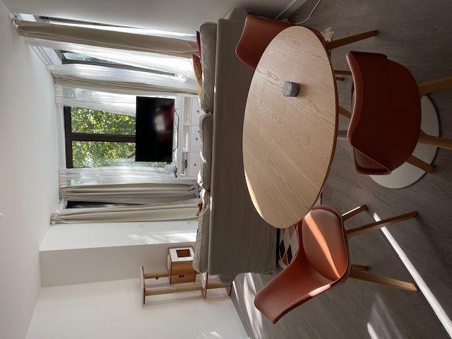 
                                                Location
                                                 Beau 2 Pièces 47m²