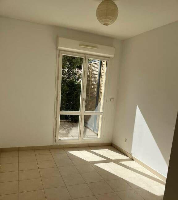 
                                                Location
                                                 Beau 2 pièces 48m² avec terrasse et jardin à Aix