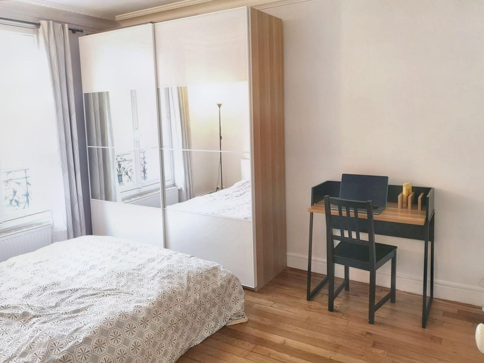 
                                                Location
                                                 Beau 2 pièces à deux par du parc Georges Brassens