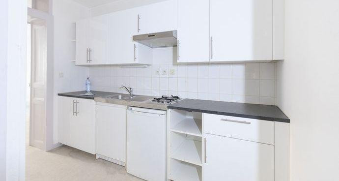 
                                                Location
                                                 Beau 2 pièces à Paris 16è Chardon Lagache