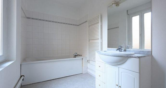 
                                                Location
                                                 Beau 2 pièces à Paris 16è Chardon Lagache