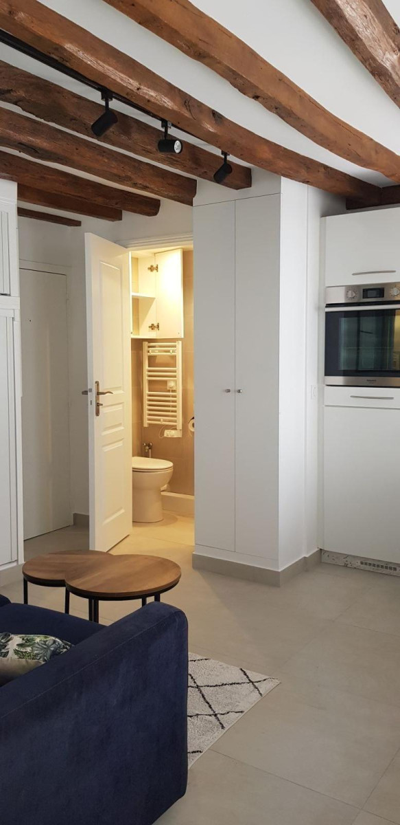 
                                                Location
                                                 BEAU 2 PIECES A PARIS 9EME