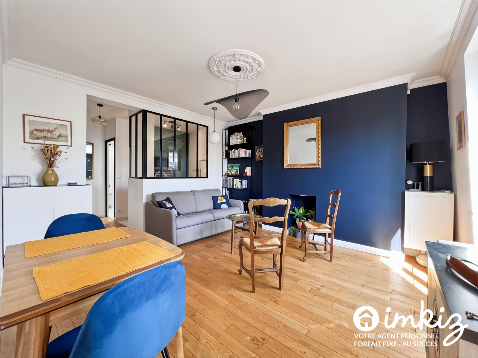 
                                                Vente
                                                 Beau 2 pièces dans un immeuble Haussmannien