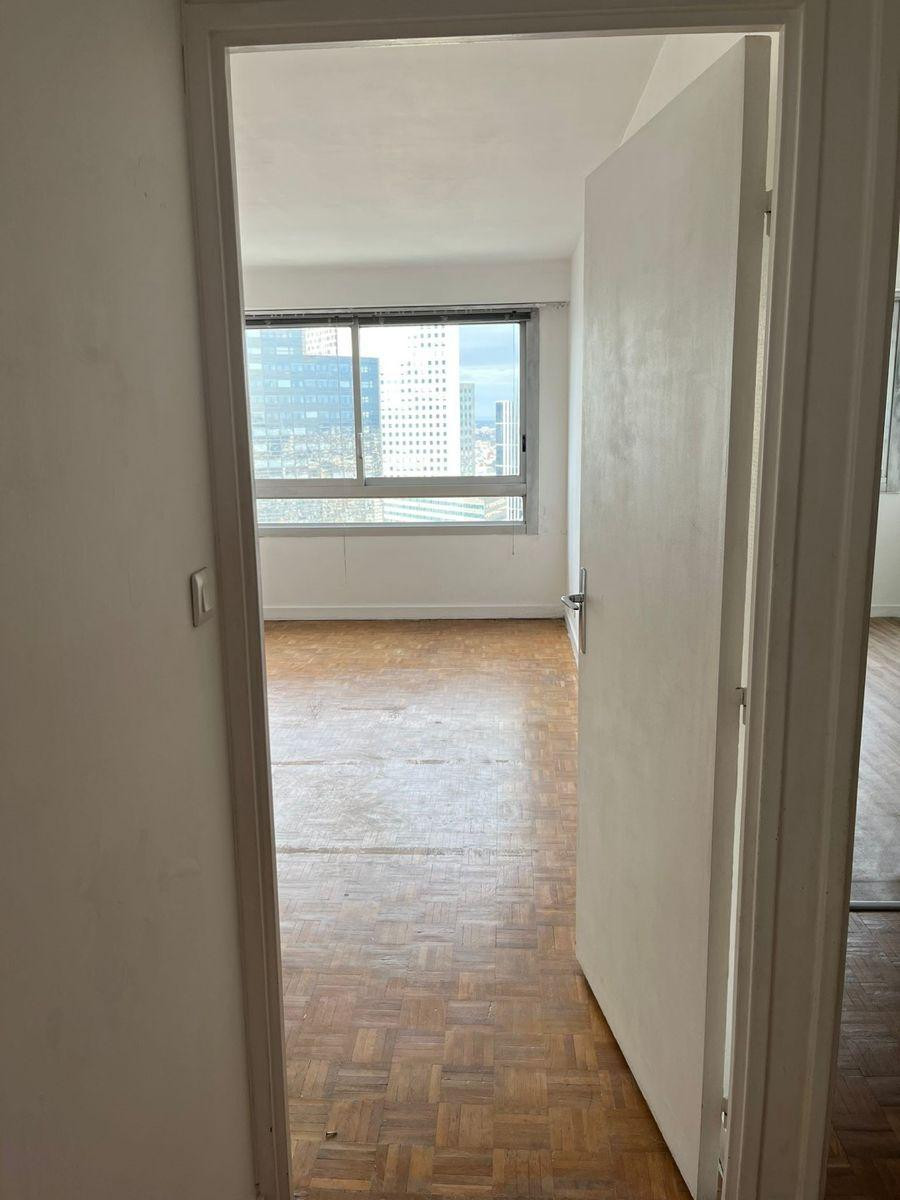 
                                                Location
                                                 Beau 2 pièces fonctionnel 42 m2 à La Défense