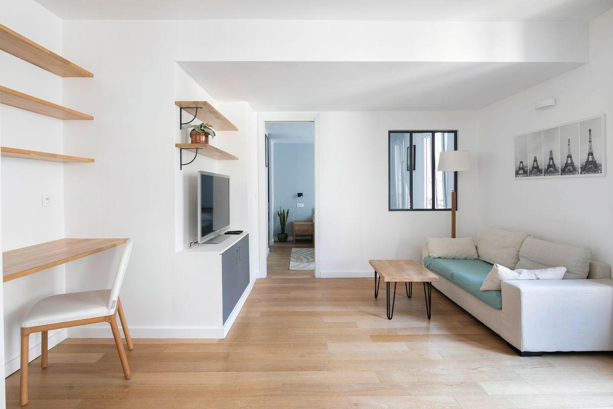 
                                                Location
                                                 Beau 2-pièces Gare du Nord/Est