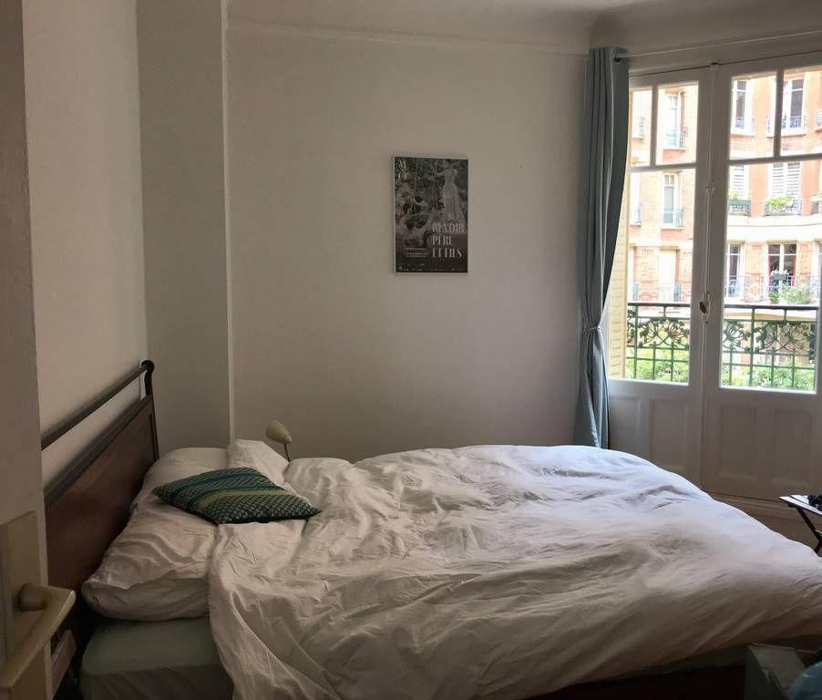 
                                                Location
                                                 Beau 2 pièces lumineux secteur Beaugrenelle