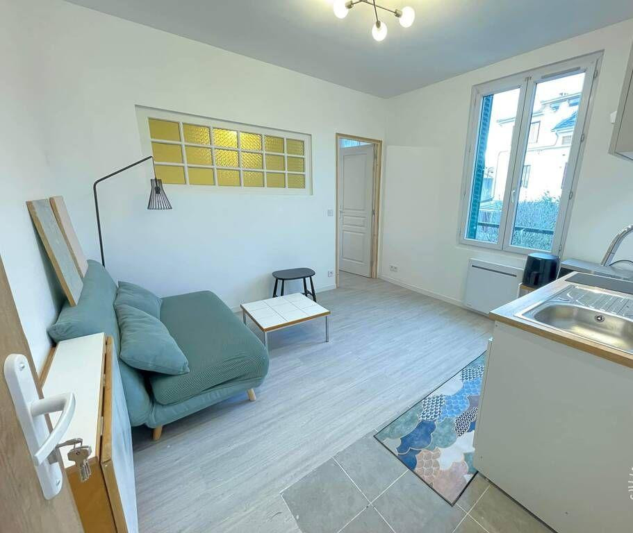 
                                                Location
                                                 Beau 2 pièces meublé 28 m² Vitry-Sur-Seine
