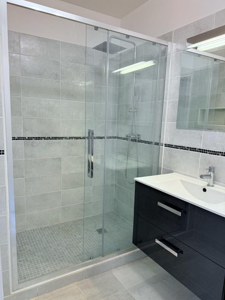
                                                Location
                                                 Beau 2 pièces meublé 45m² calme et lumineux