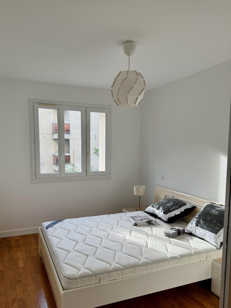 
                                                Location
                                                 Beau 2 pièces meublé 45m² calme et lumineux