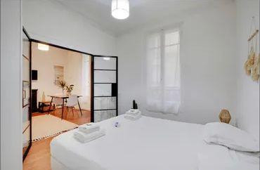 
                                                Location
                                                 Beau 2 pièces meublé dispo Janvier Paris 18ème
