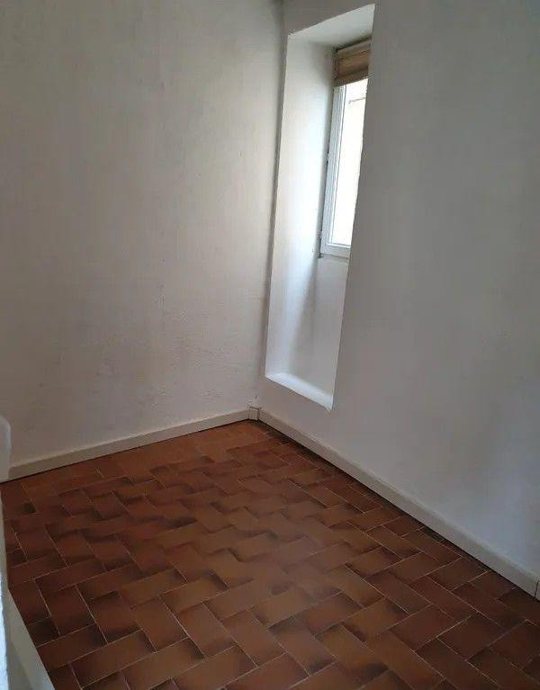 
                                                Location
                                                 Beau 2P 25m² ensoleillé Ecusson