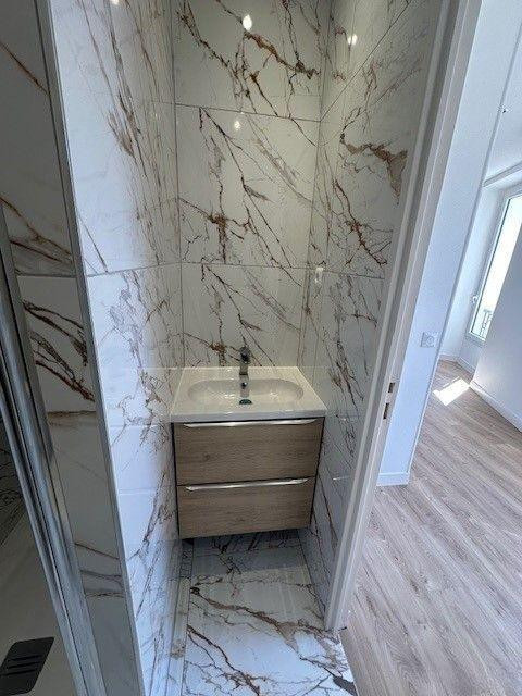 
                                                Location
                                                 Beau 2P 25m² entièrement rénové