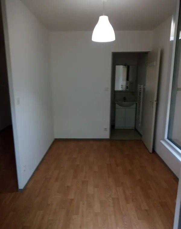 
                                                Location
                                                 Beau 2P 27m² TOURS nord