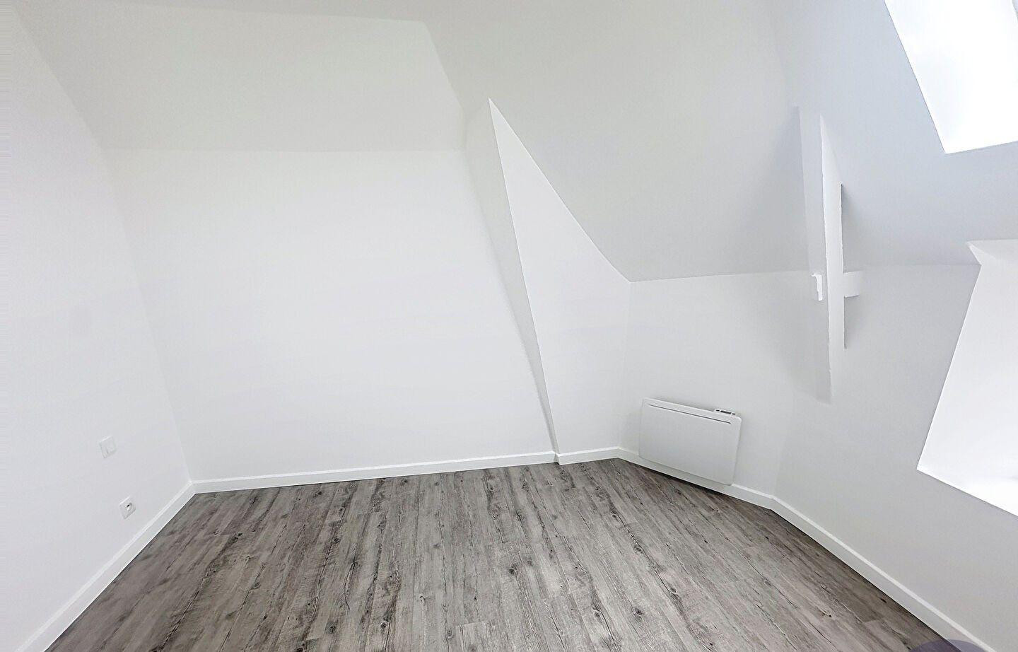 
                                                Location
                                                 Beau 2P 32m² BEGROLLES EN MAUGES