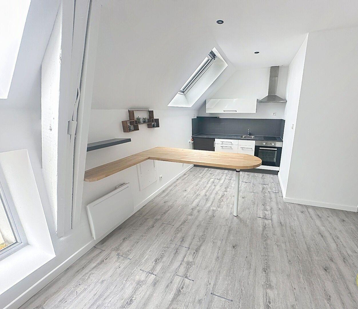 
                                                Location
                                                 Beau 2P 32m² BEGROLLES EN MAUGES