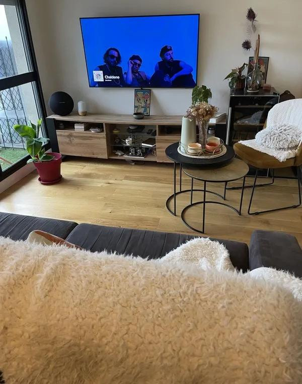 
                                                Location
                                                 Beau 2P 32m² meublé et rénové avec balcon