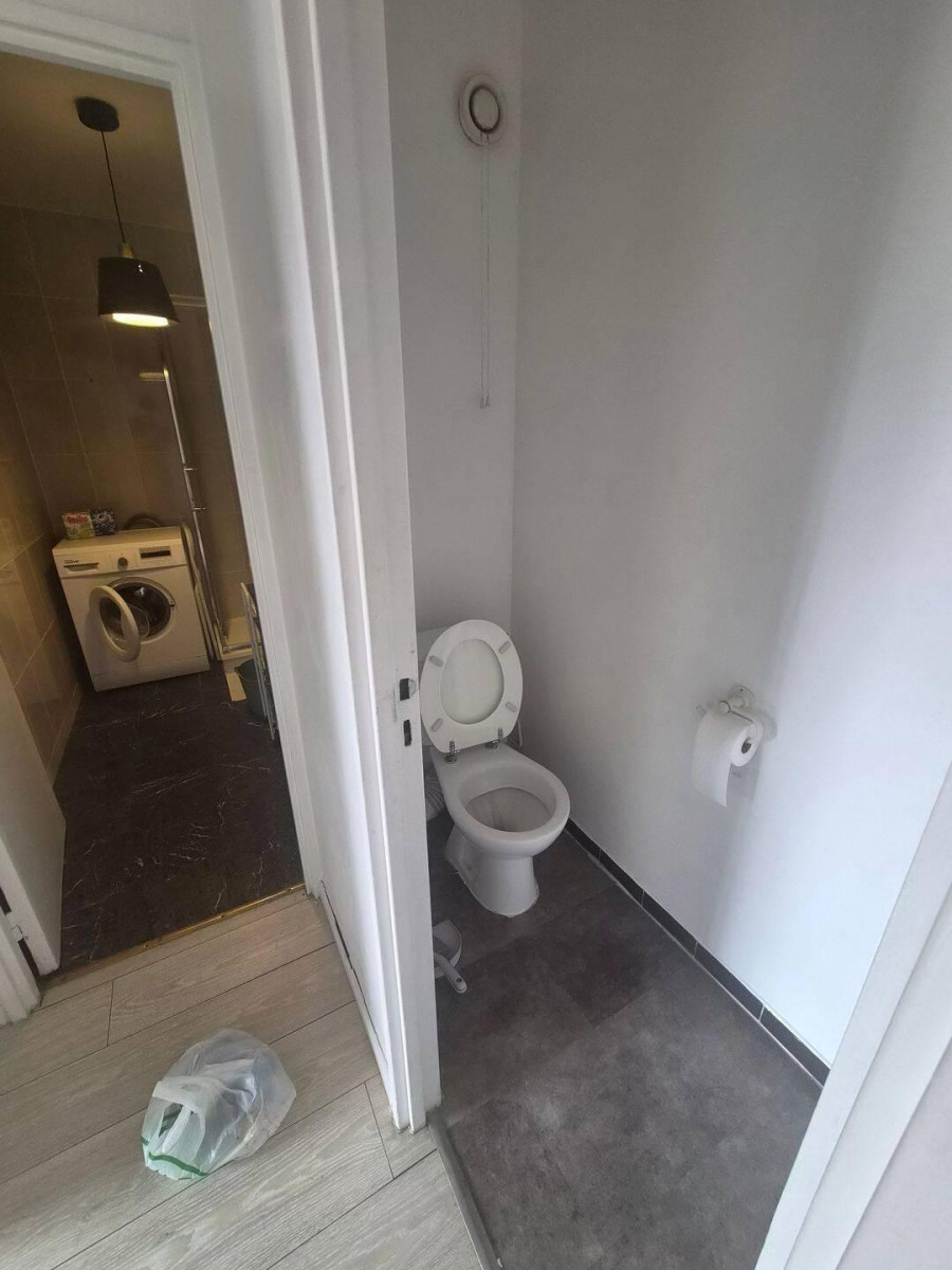 
                                                Location
                                                 Beau 2P 34m2 porte d'Ivry