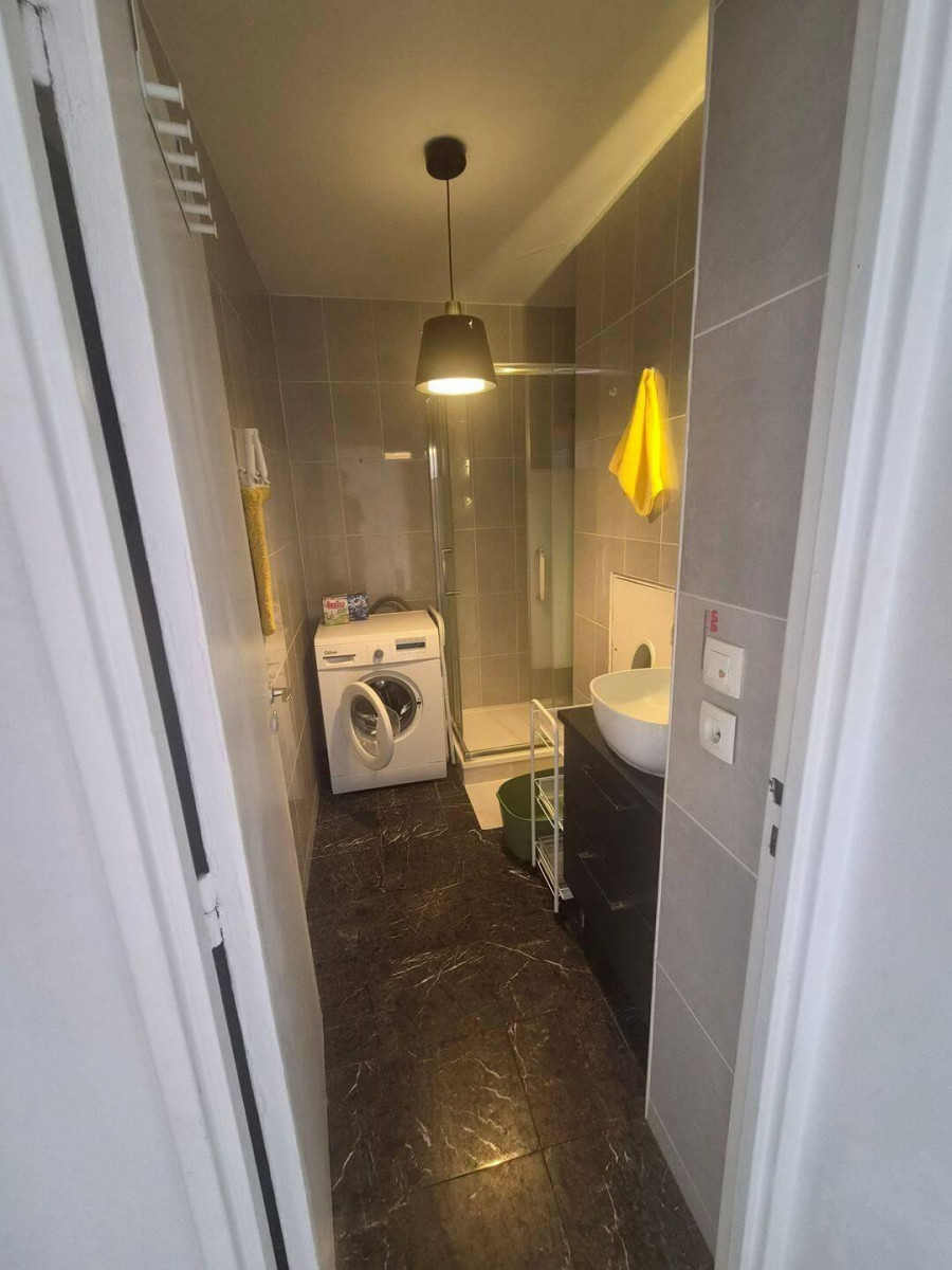 
                                                Location
                                                 Beau 2P 34m2 porte d'Ivry