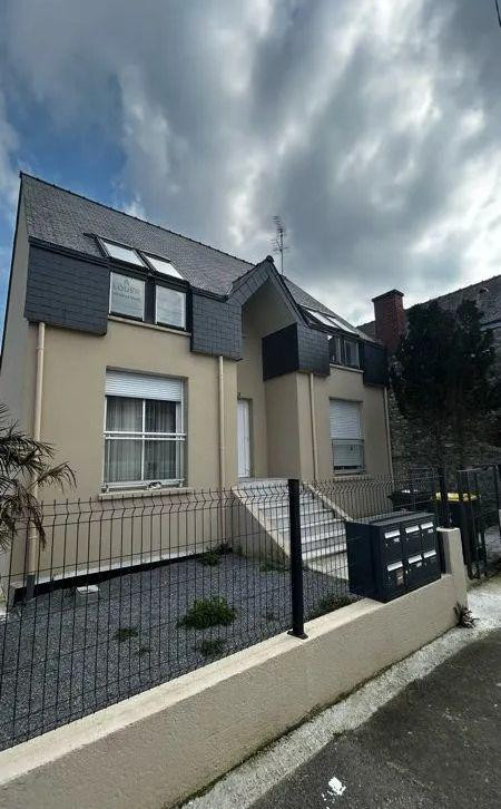 
                                                Location
                                                 Beau 2P 35m² en duplex Brequiny
